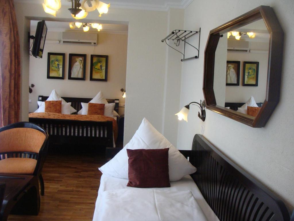 Aparthotel Guzulka & Restaurant Берлин Экстерьер фото